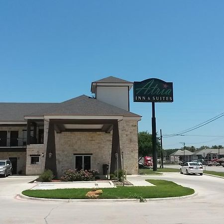 Atria Inn & Suites Three Rivers Exterior photo